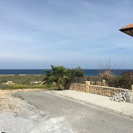Karsiyaka * Лапитос
